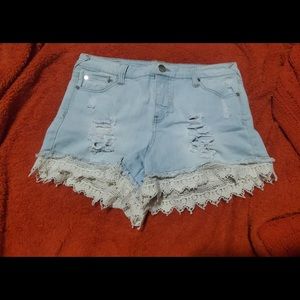 Elan Jean shorts with lace